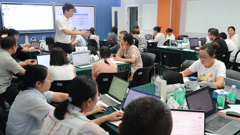 学历认证报告查询官网：揭秘查询流程与注意事项