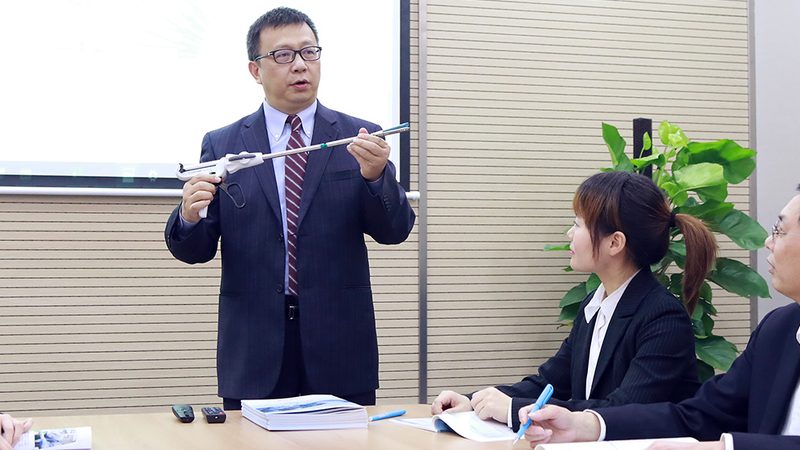 成人教育机构毕业时间：影响因素与规划建议**